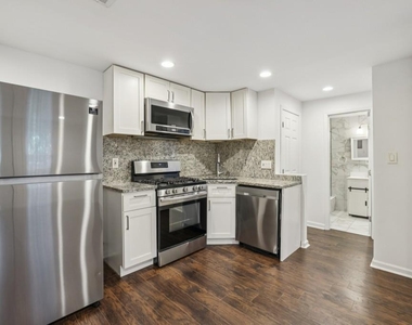 2056a Abby Lane Ne - Photo Thumbnail 26