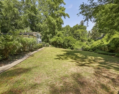 2056a Abby Lane Ne - Photo Thumbnail 52