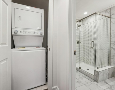 2056a Abby Lane Ne - Photo Thumbnail 33