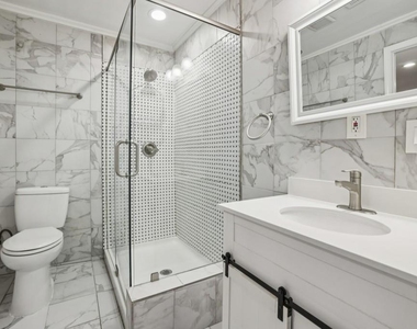 2056a Abby Lane Ne - Photo Thumbnail 32
