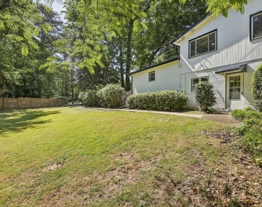 2056a Abby Lane Ne - Photo Thumbnail 41