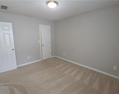 11620 Bentham Court - Photo Thumbnail 18