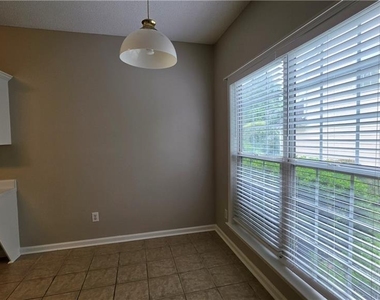11620 Bentham Court - Photo Thumbnail 8
