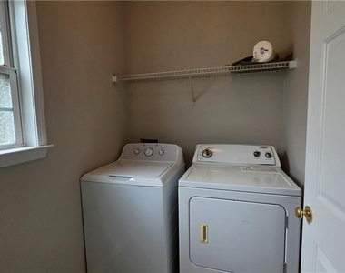 11620 Bentham Court - Photo Thumbnail 21