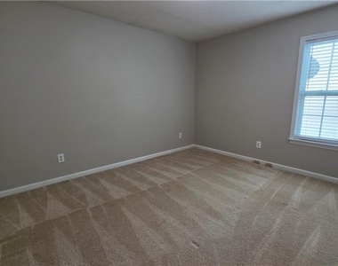 11620 Bentham Court - Photo Thumbnail 17