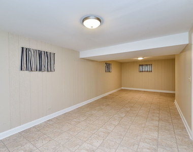 1706 E Liberty Drive - Photo Thumbnail 13