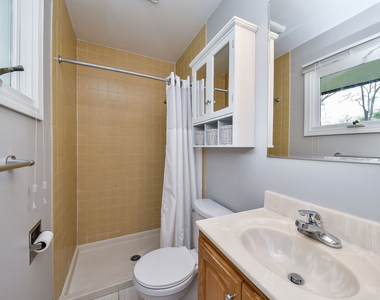 1706 E Liberty Drive - Photo Thumbnail 11