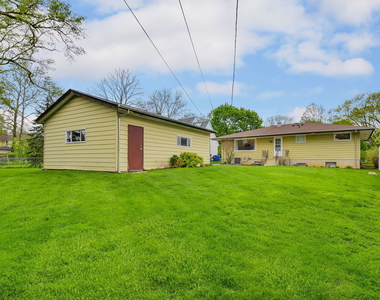 1706 E Liberty Drive - Photo Thumbnail 15