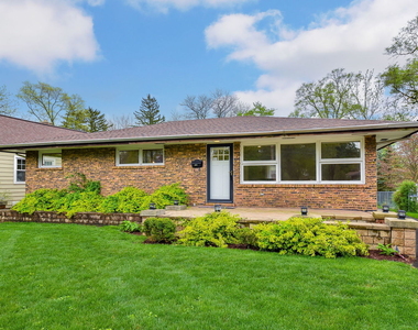 1706 E Liberty Drive - Photo Thumbnail 1