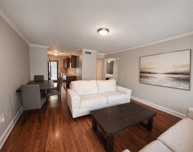 48 Peachtree Avenue Ne - Photo Thumbnail 2