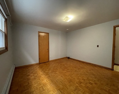 8645 W Summerdale Avenue - Photo Thumbnail 6