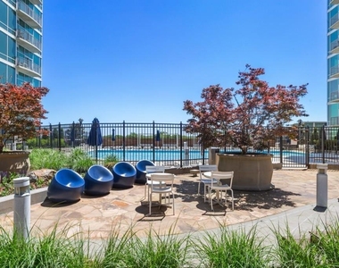 923 Peachtree Street Ne - Photo Thumbnail 66