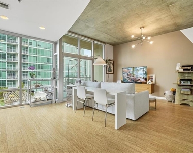 923 Peachtree Street Ne - Photo Thumbnail 12