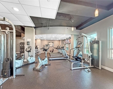 923 Peachtree Street Ne - Photo Thumbnail 45