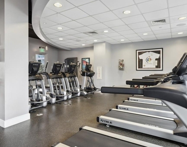 923 Peachtree Street Ne - Photo Thumbnail 41