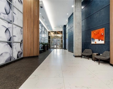 923 Peachtree Street Ne - Photo Thumbnail 30