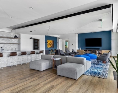 923 Peachtree Street Ne - Photo Thumbnail 58