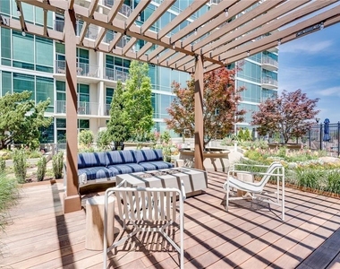923 Peachtree Street Ne - Photo Thumbnail 70