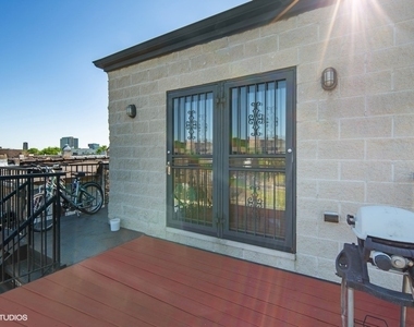 6332 S Ellis Avenue - Photo Thumbnail 5