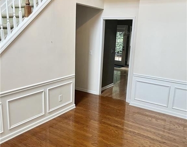 5080 Avala Park Lane - Photo Thumbnail 2