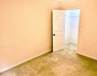 5080 Avala Park Lane - Photo Thumbnail 18