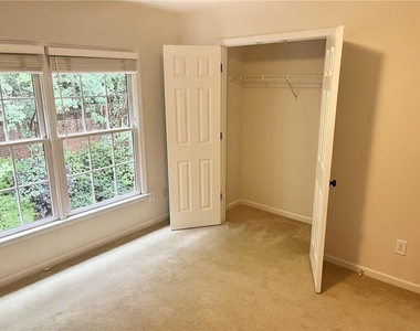 5080 Avala Park Lane - Photo Thumbnail 16