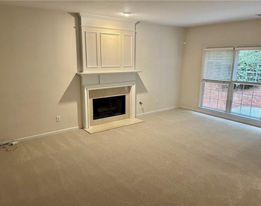 5080 Avala Park Lane - Photo Thumbnail 12