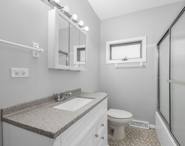 44 N Glenwood Avenue - Photo Thumbnail 3