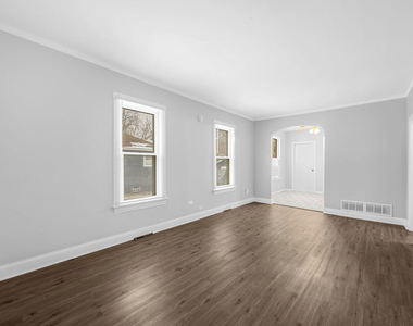 44 N Glenwood Avenue - Photo Thumbnail 1
