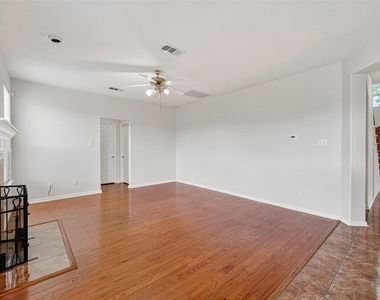 14603 Bladenboro Drive - Photo Thumbnail 15