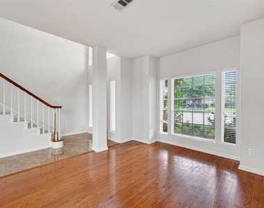 14603 Bladenboro Drive - Photo Thumbnail 7