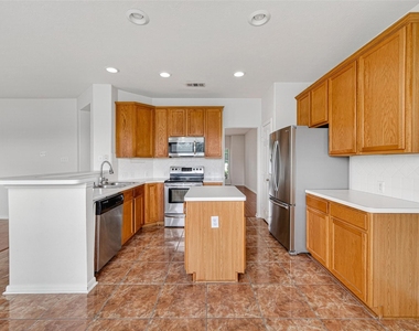 14603 Bladenboro Drive - Photo Thumbnail 19