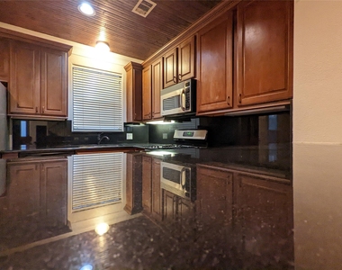 5130 Scotland Street - Photo Thumbnail 8