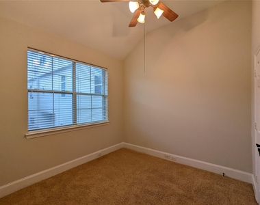 5130 Scotland Street - Photo Thumbnail 21