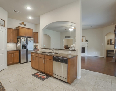 111 Pheasant Run Drive - Photo Thumbnail 17