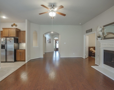 111 Pheasant Run Drive - Photo Thumbnail 15