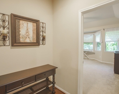 111 Pheasant Run Drive - Photo Thumbnail 30