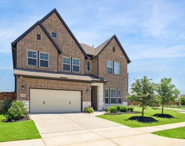 11718 Lost Maples Springs Drive - Photo Thumbnail 1