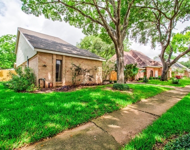 8022 La Brea Drive - Photo Thumbnail 36