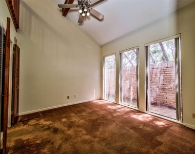 8022 La Brea Drive - Photo Thumbnail 12
