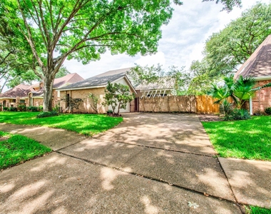8022 La Brea Drive - Photo Thumbnail 37