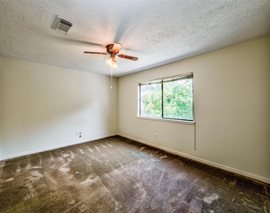 8022 La Brea Drive - Photo Thumbnail 30