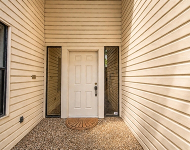 8022 La Brea Drive - Photo Thumbnail 5