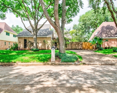 8022 La Brea Drive - Photo Thumbnail 1
