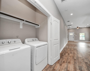1322 E 36th Street - Photo Thumbnail 27