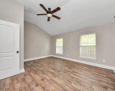1322 E 36th Street - Photo Thumbnail 31