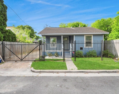 1322 E 36th Street - Photo Thumbnail 1
