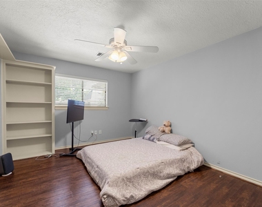 9714 Godstone Lane - Photo Thumbnail 35