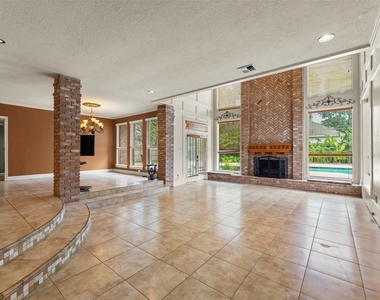 9714 Godstone Lane - Photo Thumbnail 12