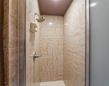 9714 Godstone Lane - Photo Thumbnail 17